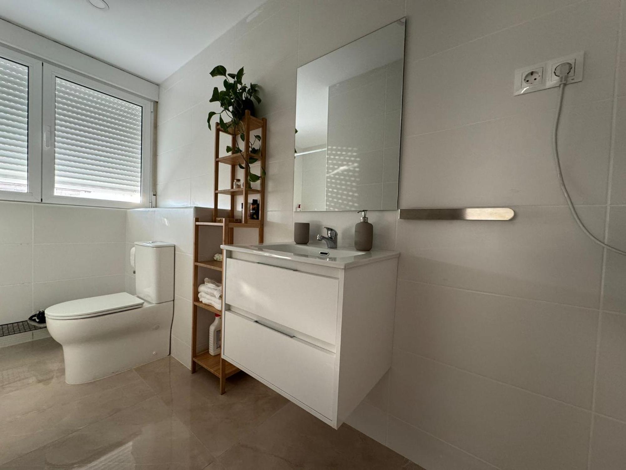אלמריה Tokyo Rooms Monsul Habitacion Premium Con Bano Privado מראה חיצוני תמונה